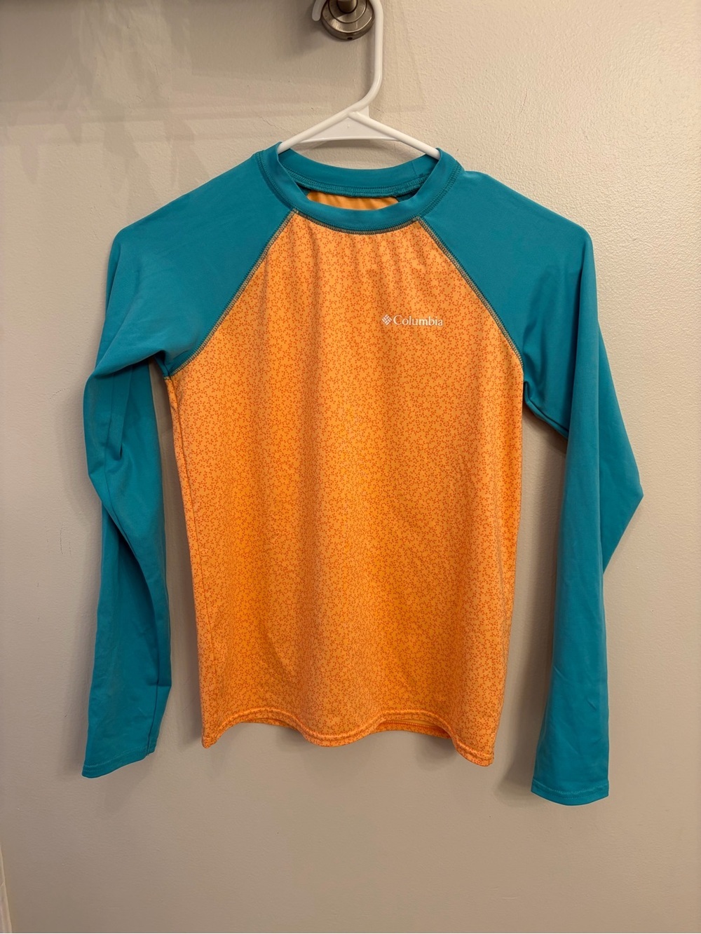 Columbia Teal & Orange Long Sleeve Shirt swim shirt medium 10/12 summer beach